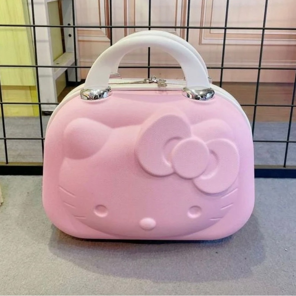 Pink Hello Kitty Hard Shell Case - Picture 4 of 4